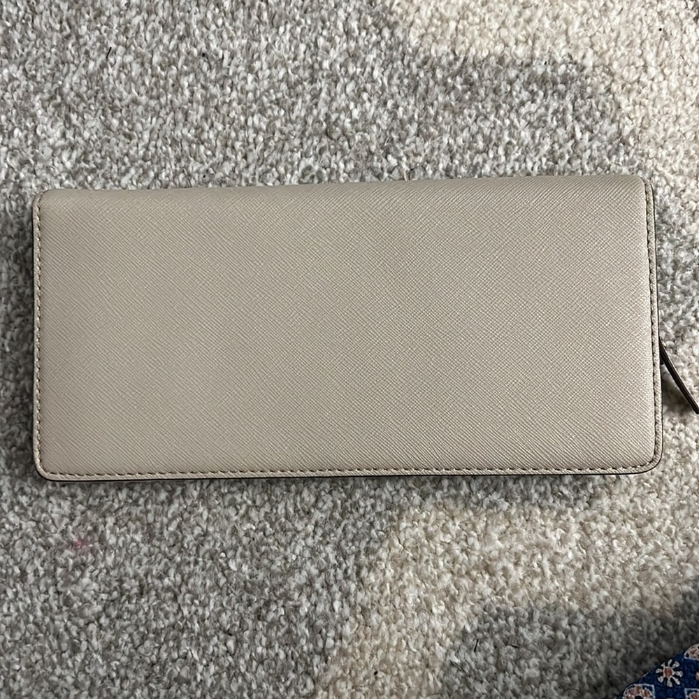 Kate Spade Neutral Large Wallet - Picture 2 of 3